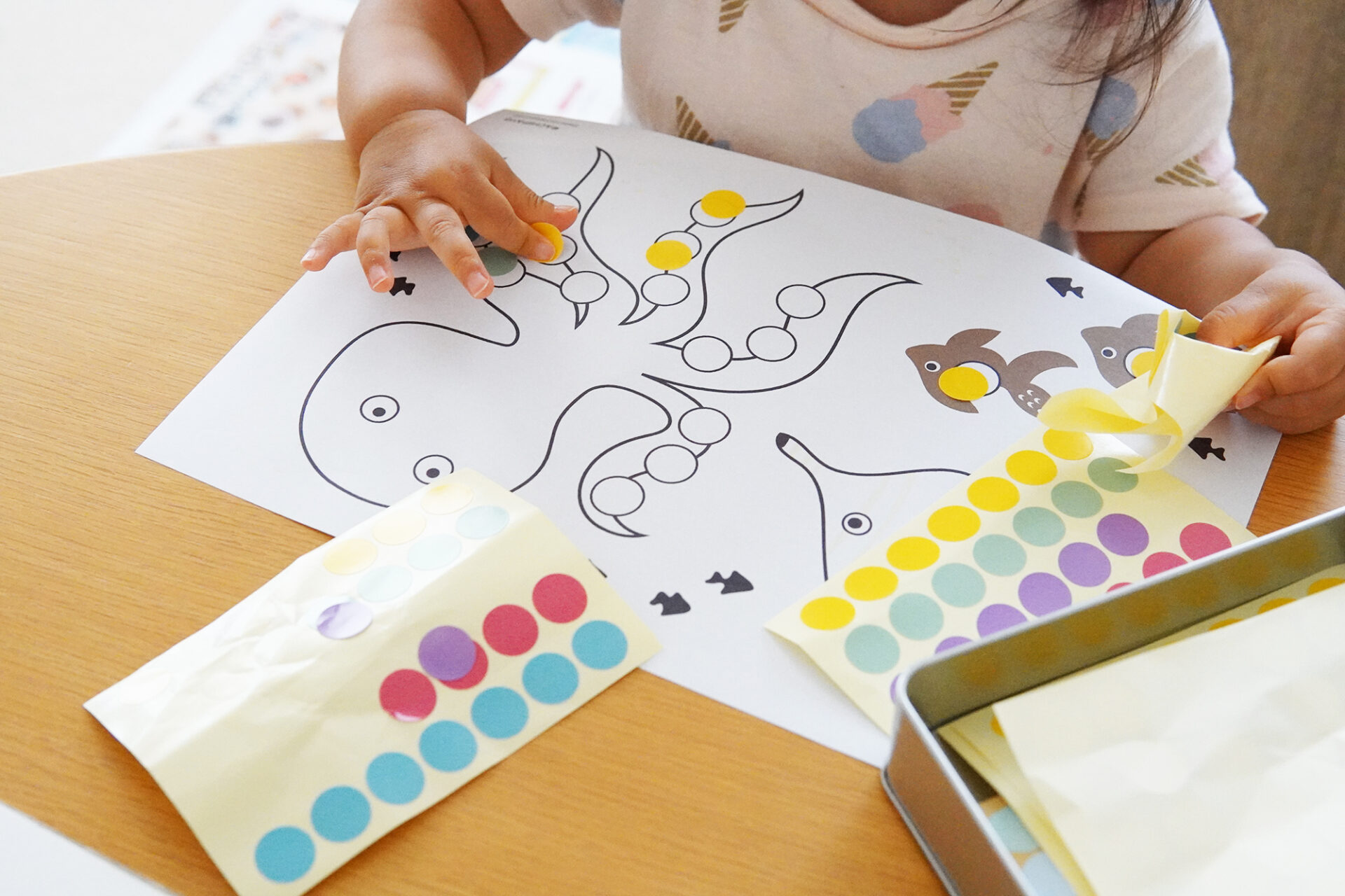 シール貼り 最初の一歩